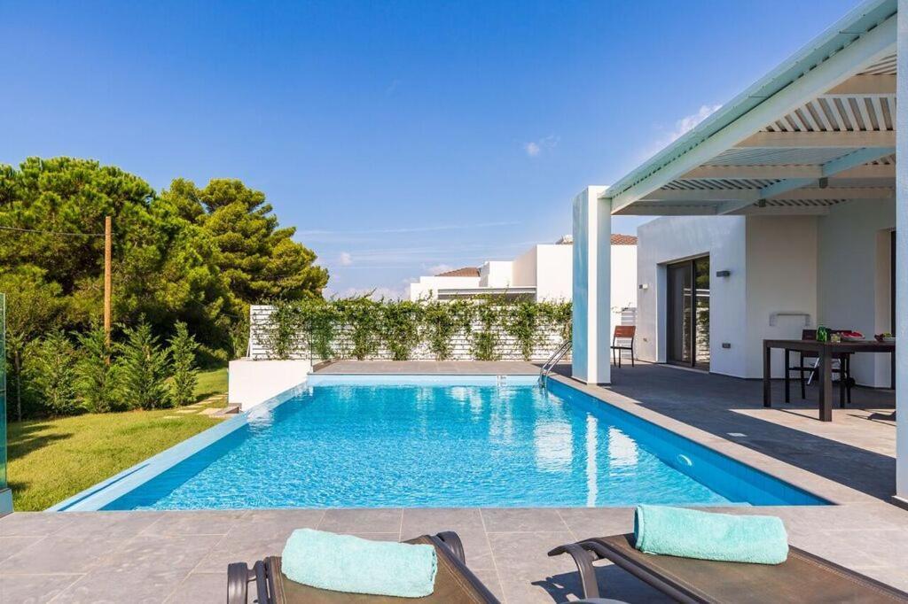 Les Residences Свороната Екстериор снимка