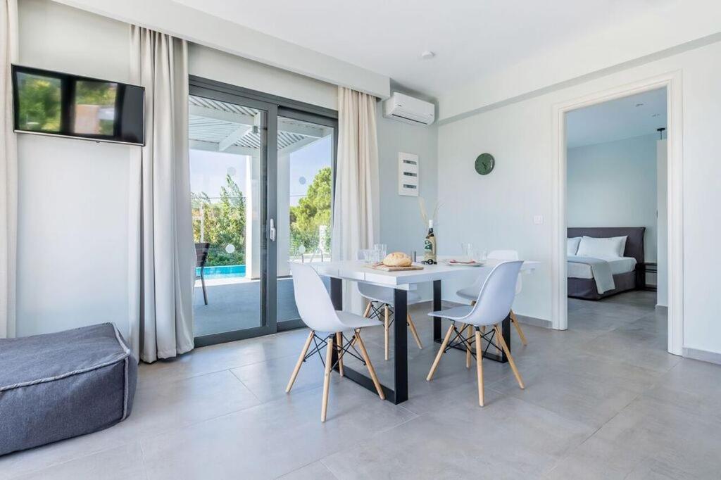 Les Residences Свороната Екстериор снимка