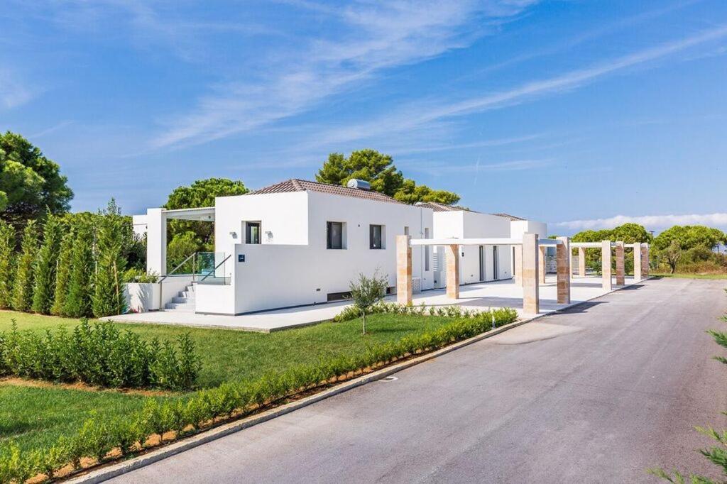 Les Residences Свороната Екстериор снимка